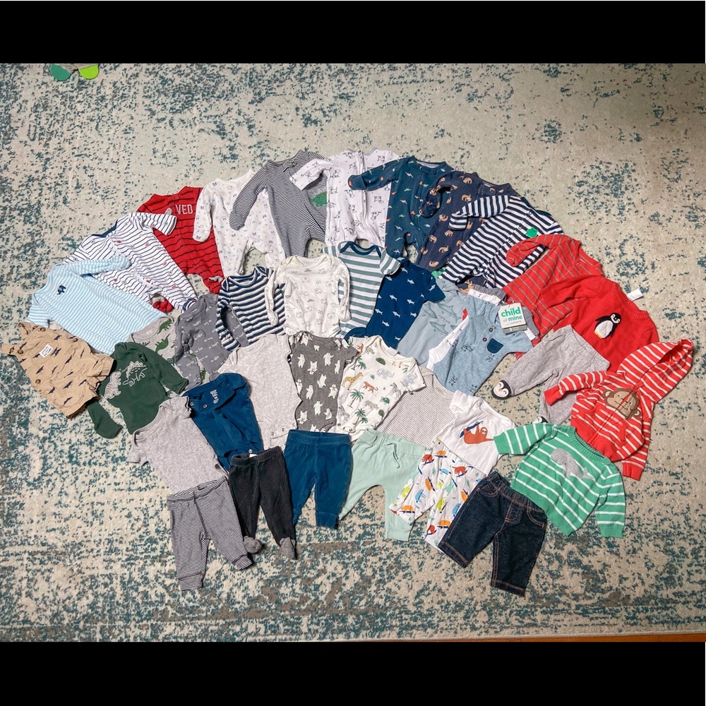 Newborn clothes bundle